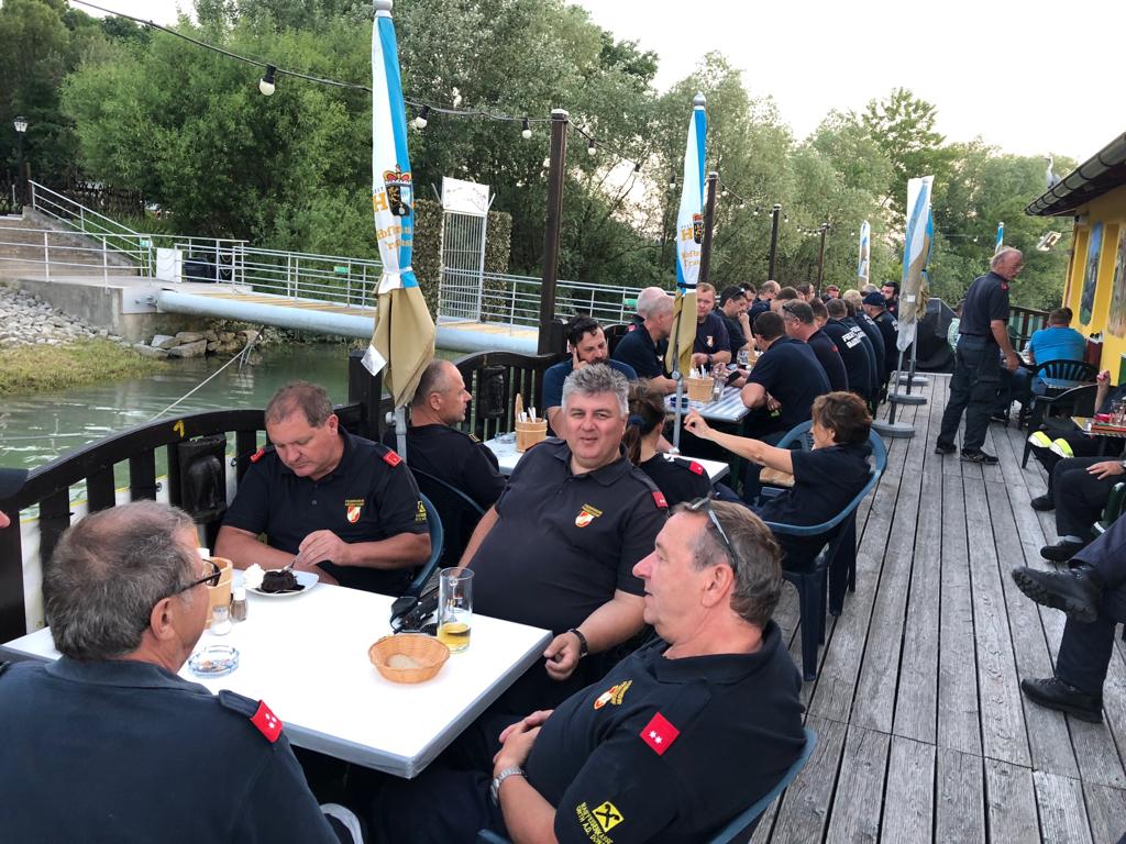 0bbb5fab-96d4-48b1-b77c-cd7d10bb9907